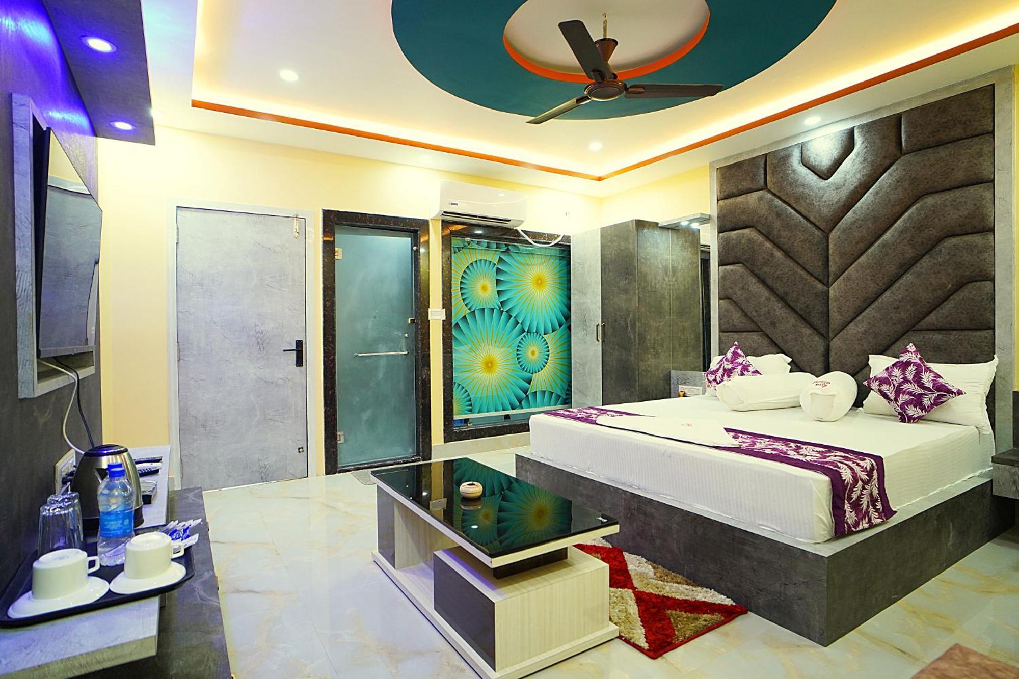 Goa Beach Resort On Beach Mandarmani Exterior foto